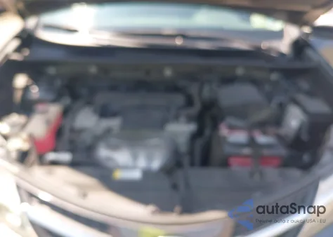 2015 Toyota Rav4 Xle z USA, uszkodzony, nr VIN JTMWFREV2FJ051794